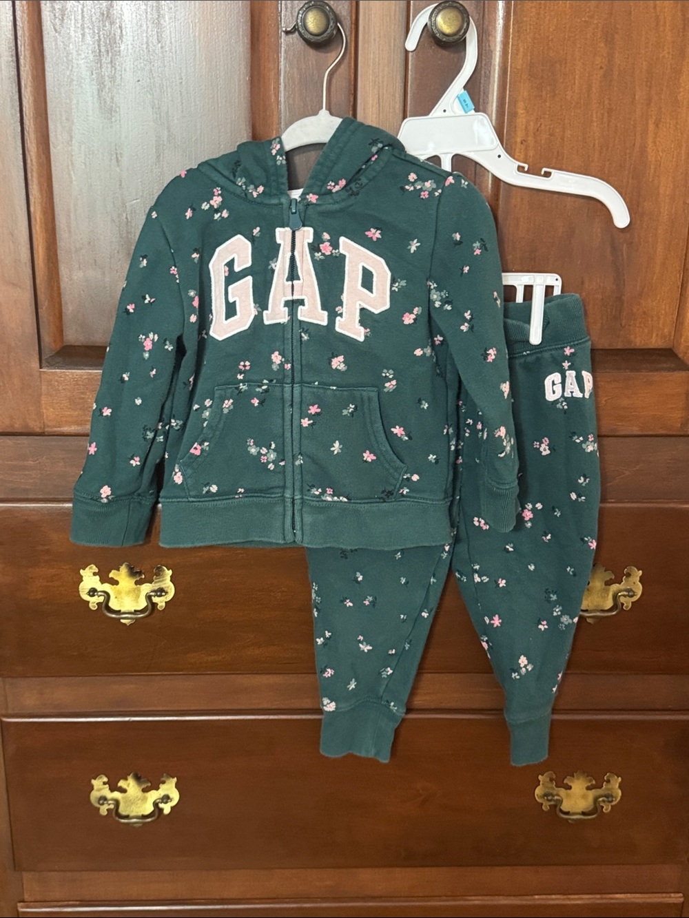 GAP Dark Green Floral Zip Hoodie & Jogger Set with Pink Accents